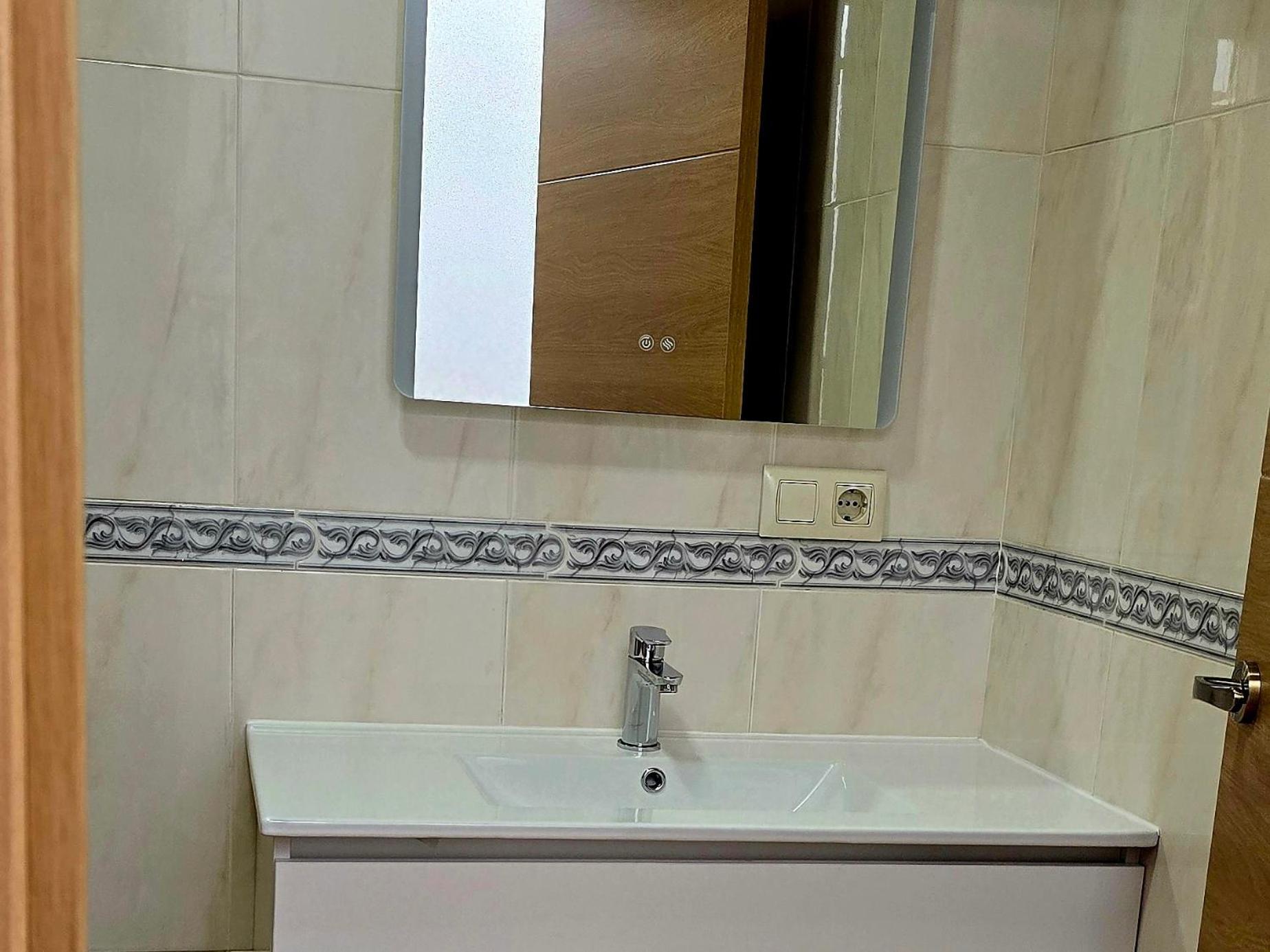 Apartamentos,Puerta De Bisagra-Parking Gratis Toledo Exterior foto